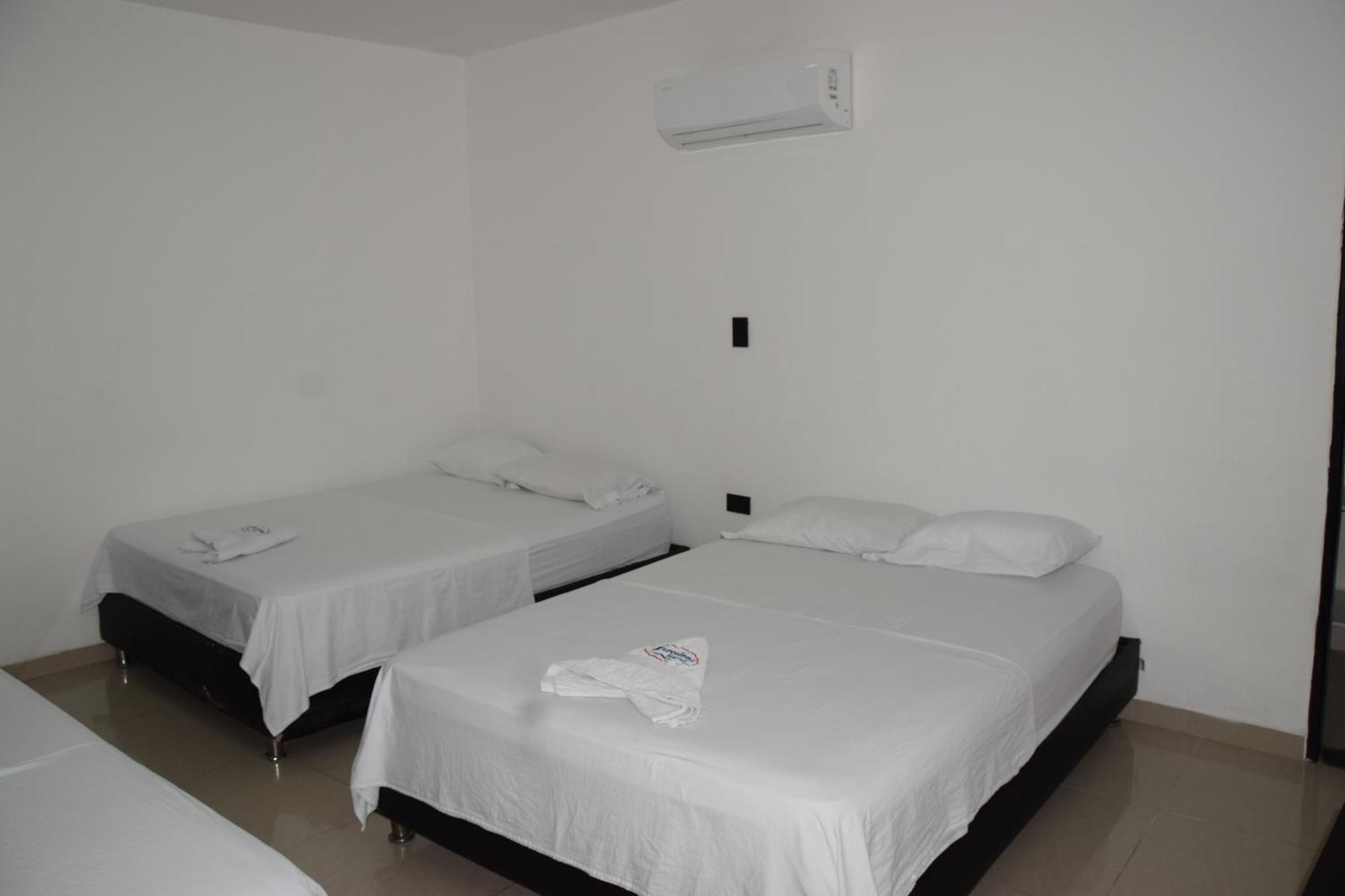 Hotel Barcelona Montería Exterior foto